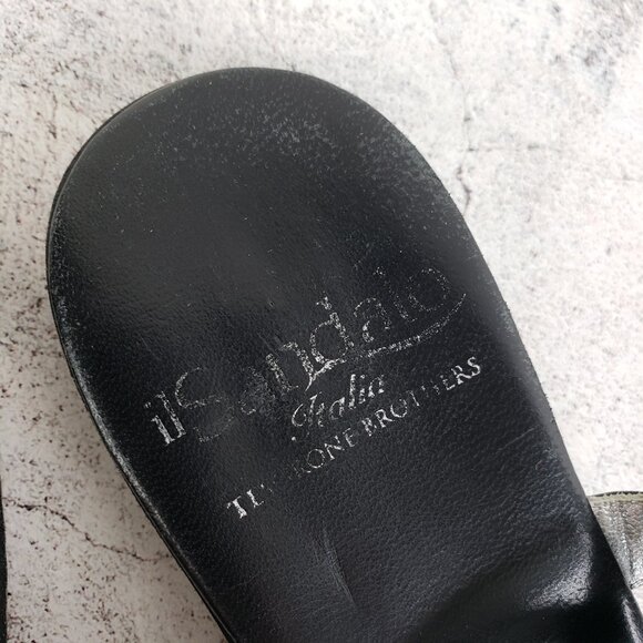 iL Sandalo Italia Black Leather Sandals Flats Hammered Metal size 37 Boho Resort - Picture 3 of 11